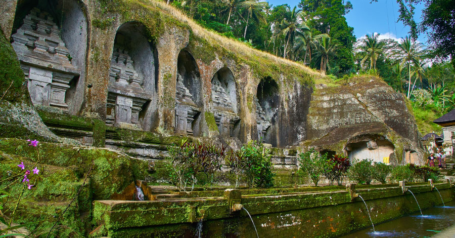 バリ島最大級の石窟寺院：グヌンカウィ遺跡