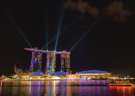 シンガポールの夜のエンターテイメント ライトショー