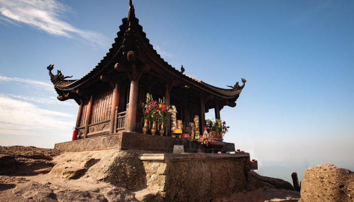 ベトナム仏教の聖地「イエントゥ」